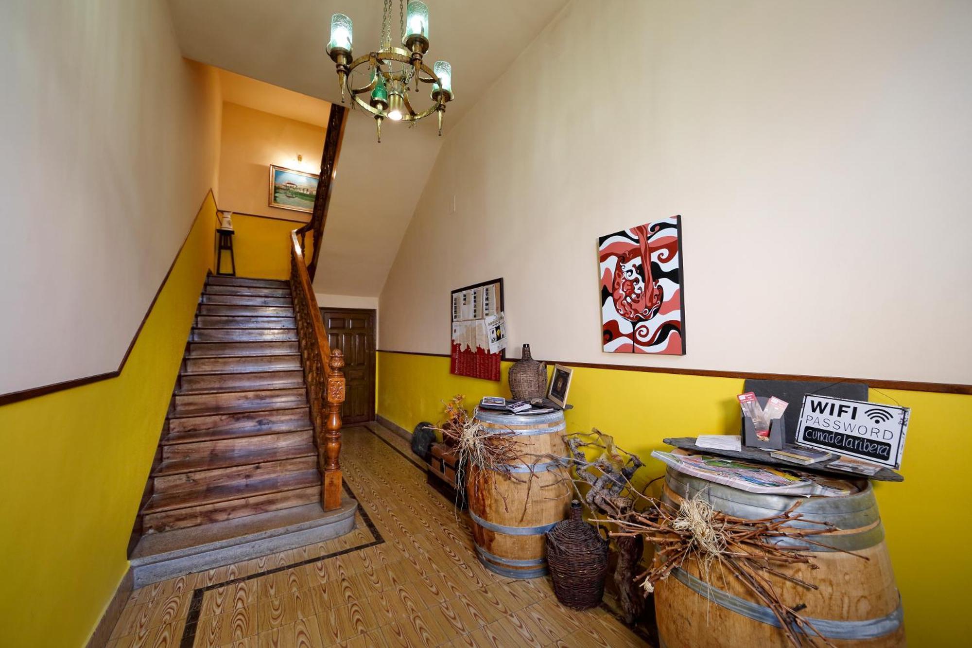 Alojamiento Rural Pueblo De La Ribera Peñafiel Chambre photo