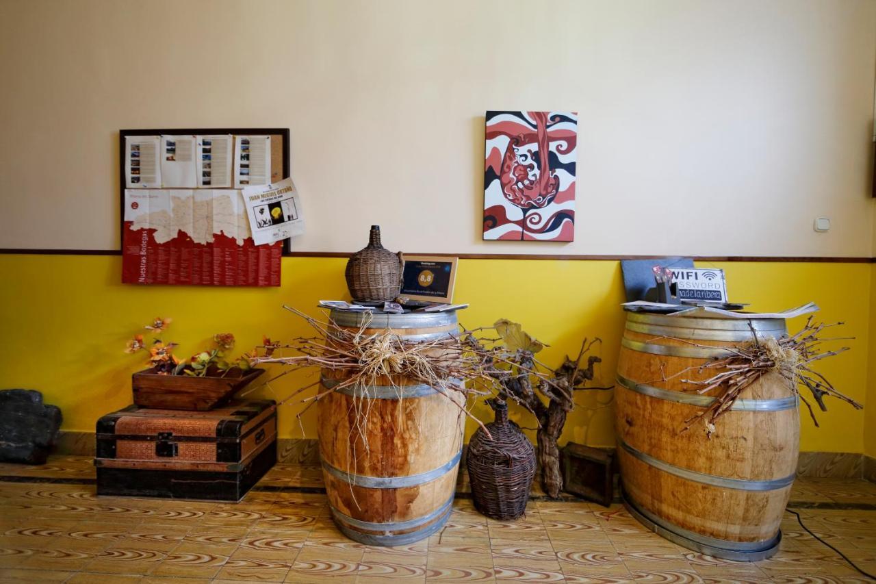 Alojamiento Rural Pueblo De La Ribera Peñafiel Extérieur photo