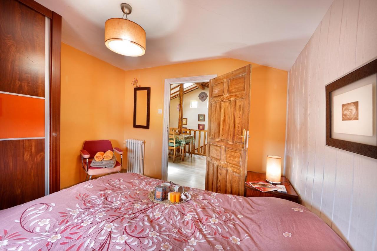 Alojamiento Rural Pueblo De La Ribera Peñafiel Extérieur photo